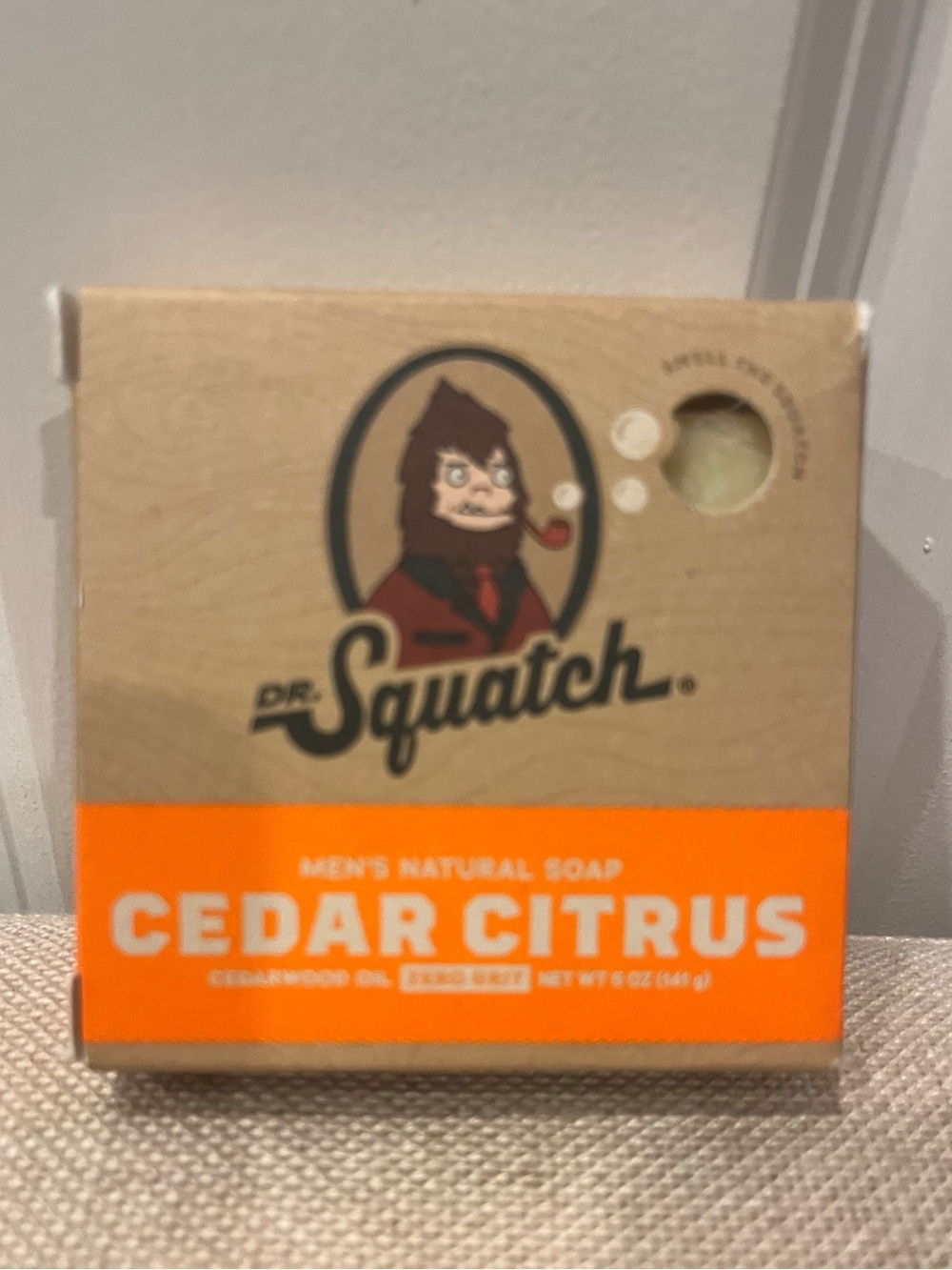 New Dr. Squatch Cedar Citrus Natural Soap Bar - Picture 1 of 4